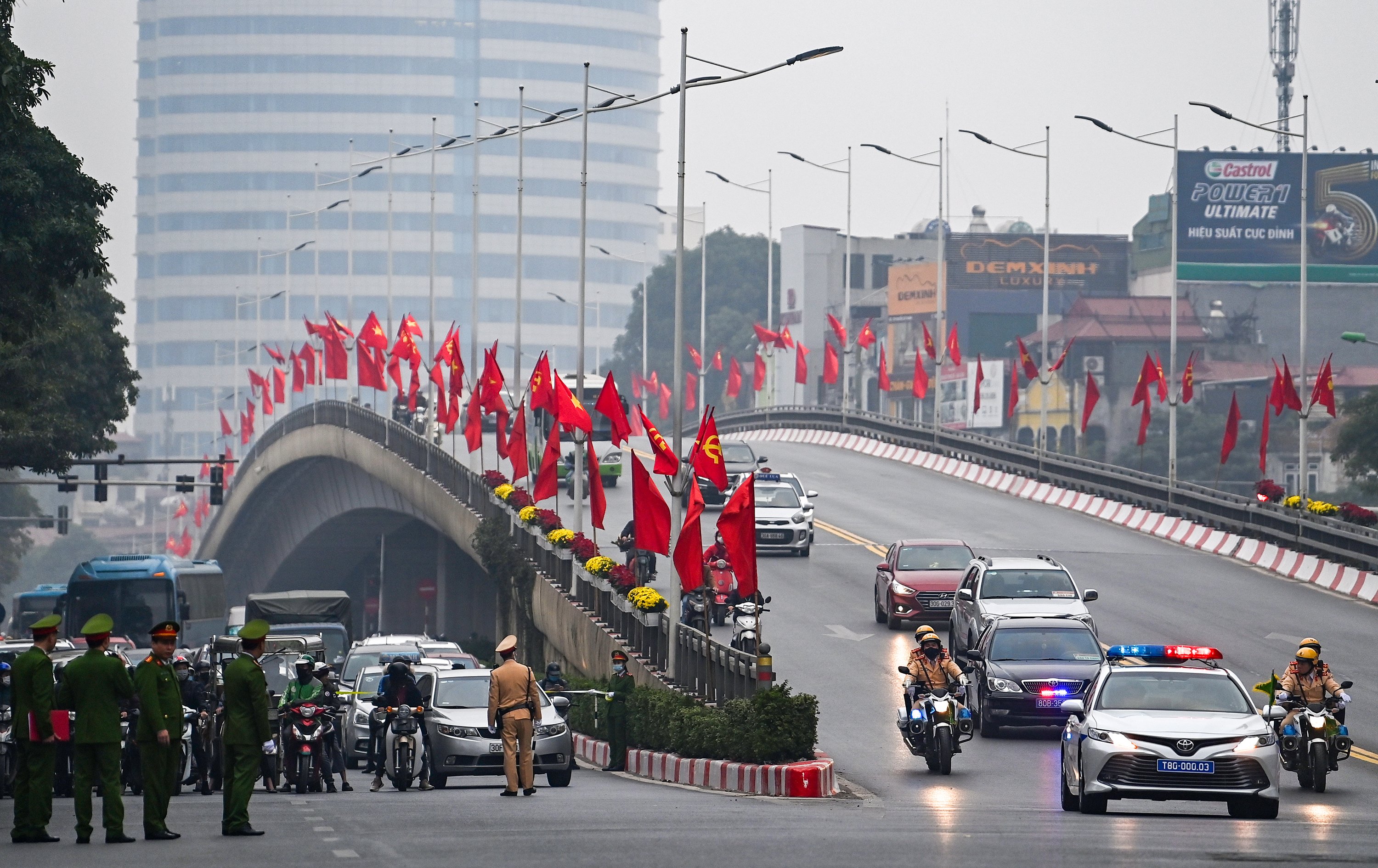 Nhiều phương án bảo đảm giao thông phục vụ Đại hội lần thứ XIII của Đảng